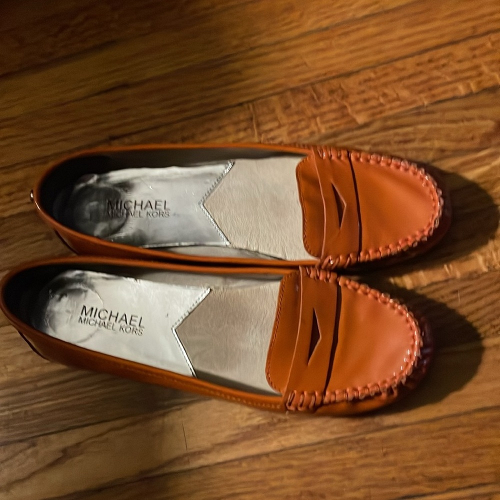 Michael Kors AD13C Women's Orange Penny Loafers - Size 7.5 - Picture 5 of 10